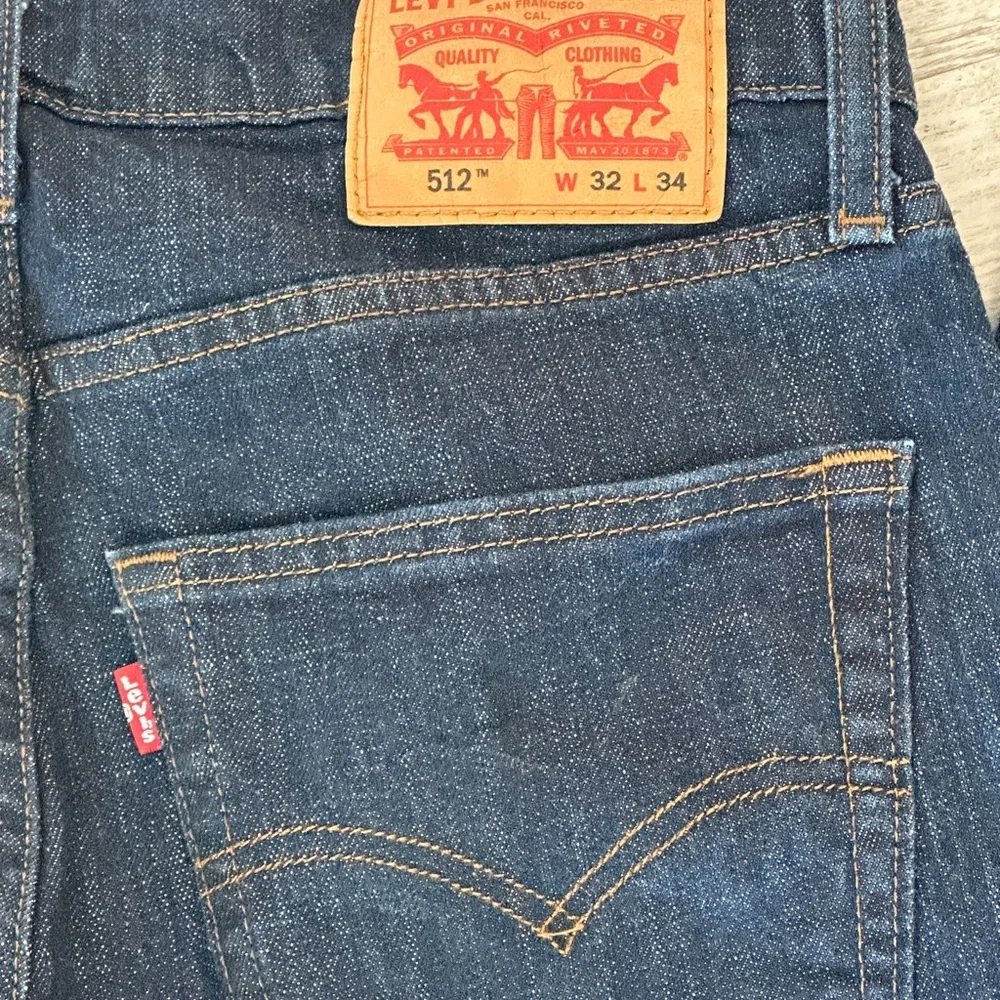 Levis levi’s 512